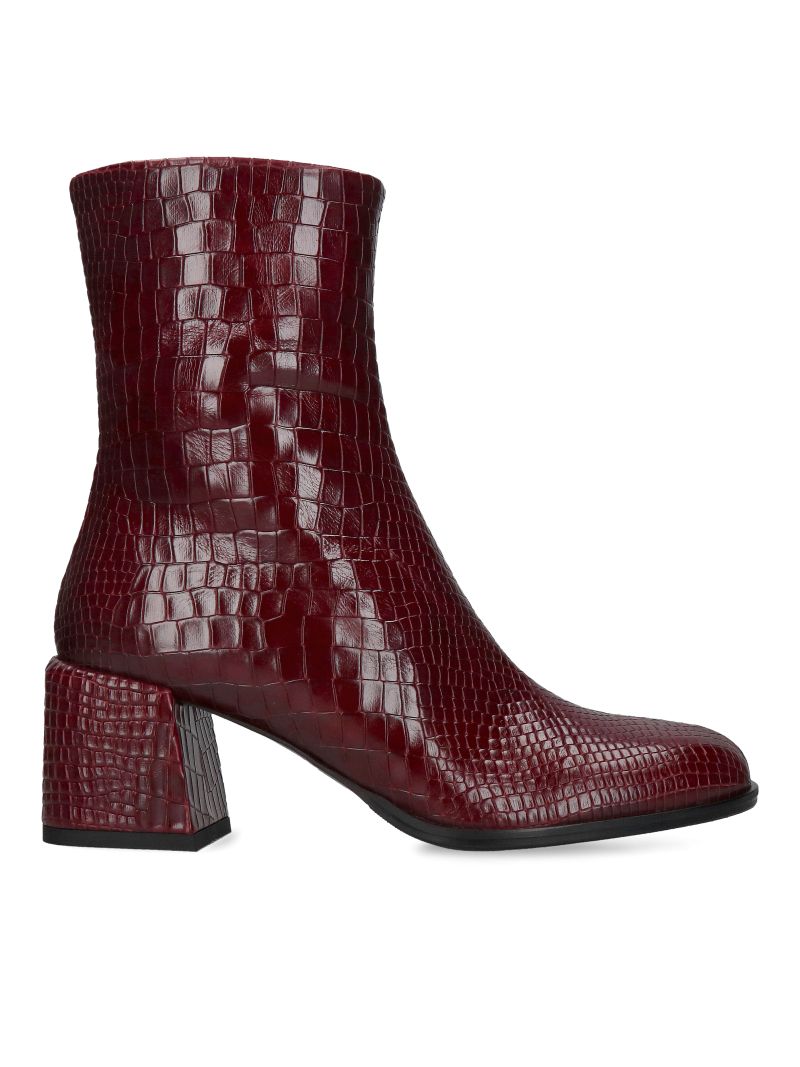 Maroon heeled women's boots, made of imitation snake skin, insulated, Konopka Shoes