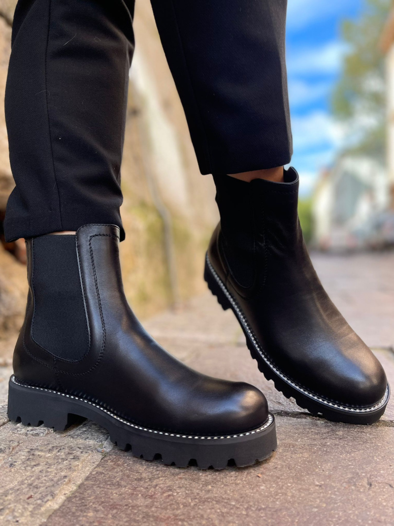 Women's black sablets, full grain leather boots, uninsulated with zircons, Konopka Shoes